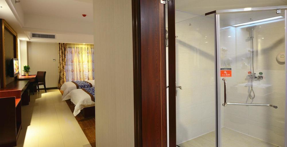 Hotel Junye International