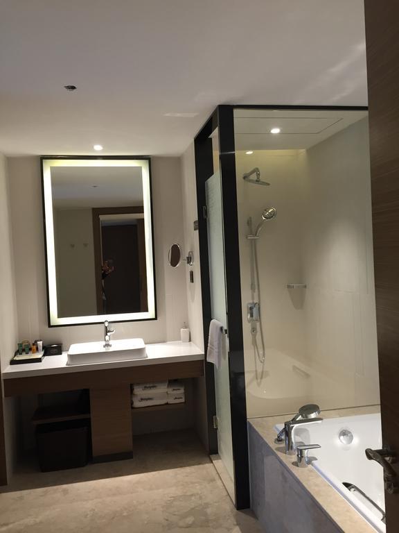 Hampton By Hilton Zhujiang New Town - Free Shuttle Bus To Fair 4*