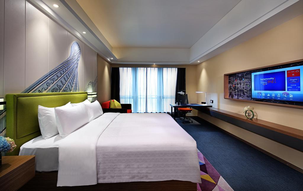 Hotel Hampton By Hilton Zhujiang New Town - Free Shuttle Bus To Fair 4*