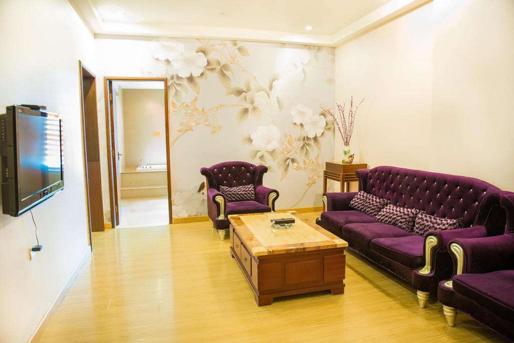 Baiyun Cheerful Hotel