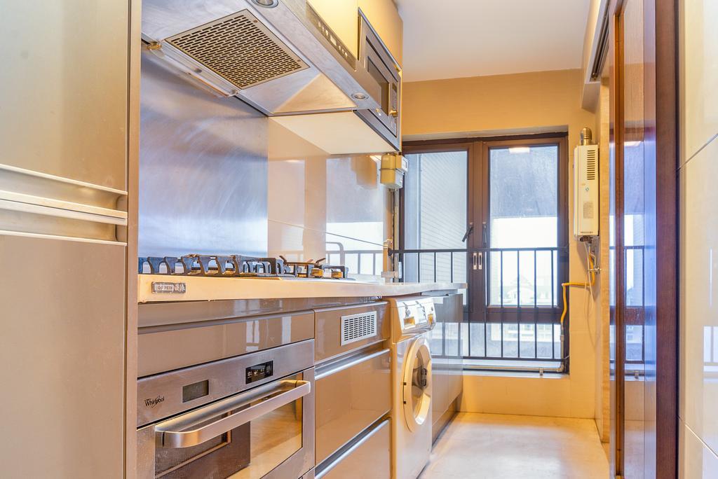 Apartment U