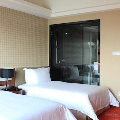 Hotel Leeden Jingxi Guangzhou