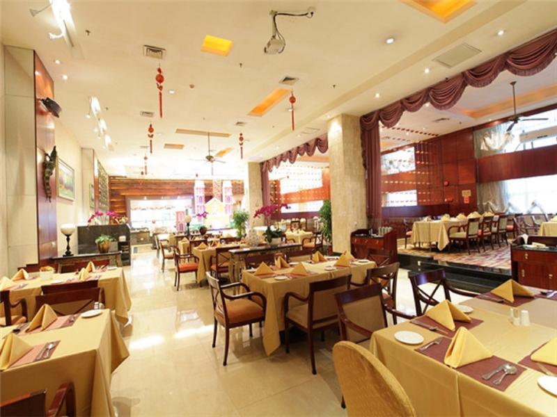 Hotel Grand Royal
