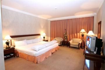 Hotel Grand Palace - Grand Management Group - Free Shuttle Bus To Fair During Fair Period