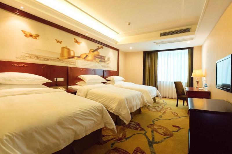 Vienna Classic Zhongshan Ave Tangxia Branch Hotel
