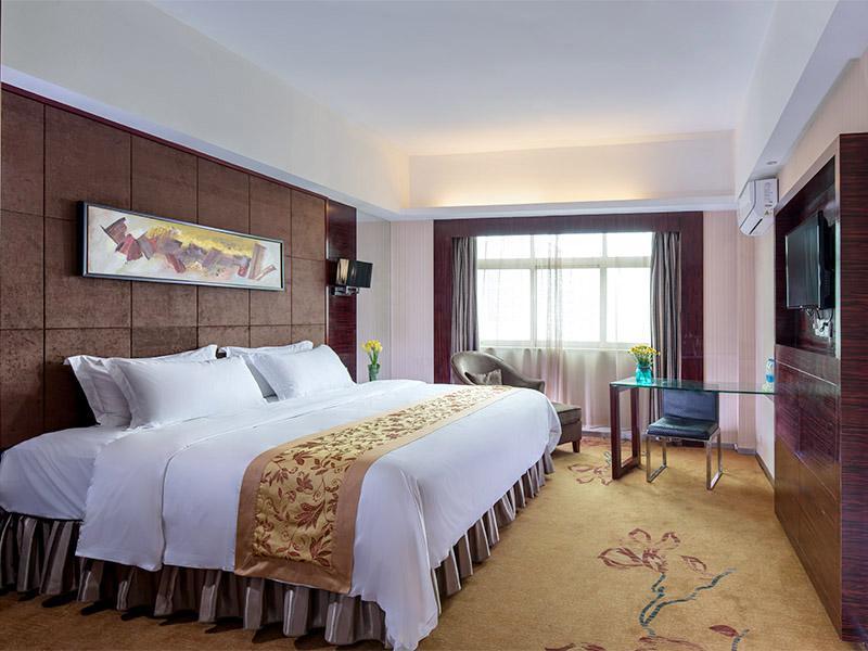 Vienna Airport Hotel 4*