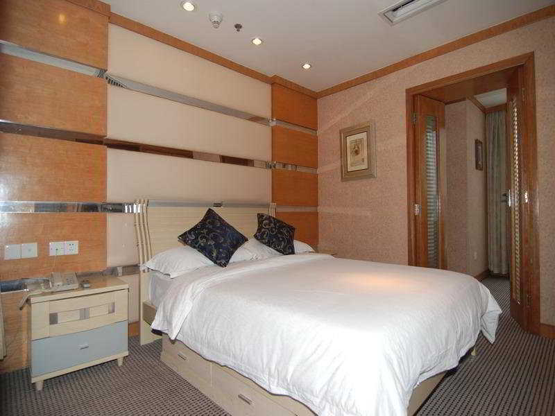 Yihe Ouzhuang Hotel 4*