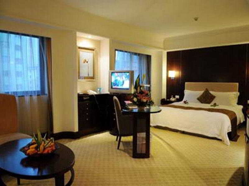 Royal Hotel 4*