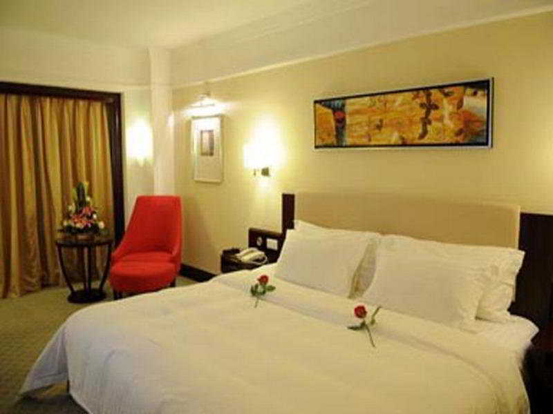 Royal Hotel