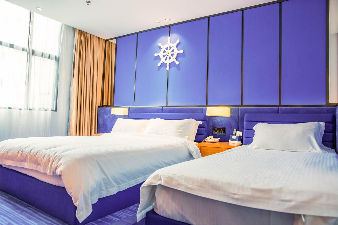 The Harbour 3*