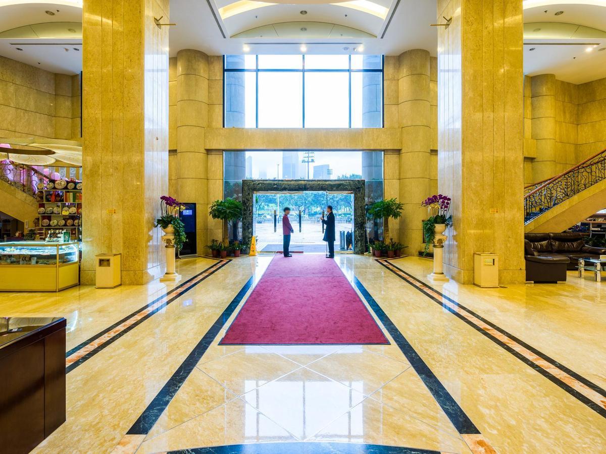 China Mayors Plaza - Free Shuttle Between And Exhibition Center & Exhibitor Registration Counter During Fair Hotel 4*