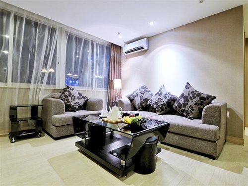 Bauhinia Hotel 3*