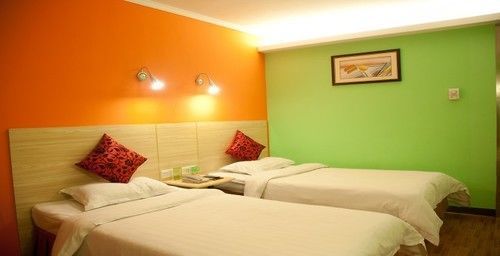 Ln Whitehouse Hotel 2*