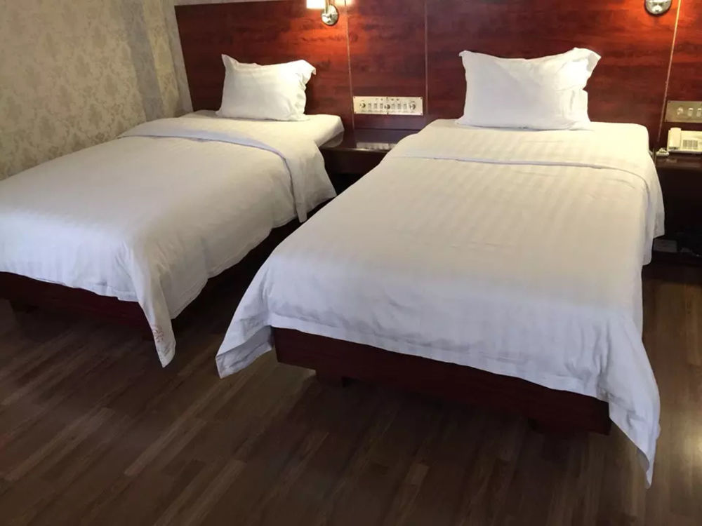 Guang Dong 2* Guangzhou