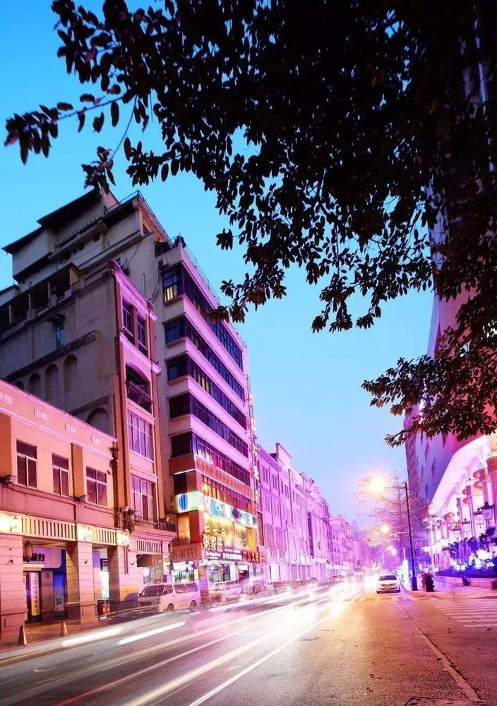 Guang Dong 2*