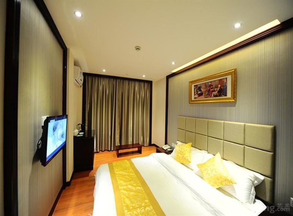Hui Yuan 3*