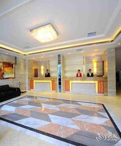Hui Yuan Hotel 3*