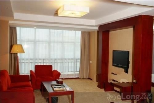 Hotel Grand Kingdom 3*