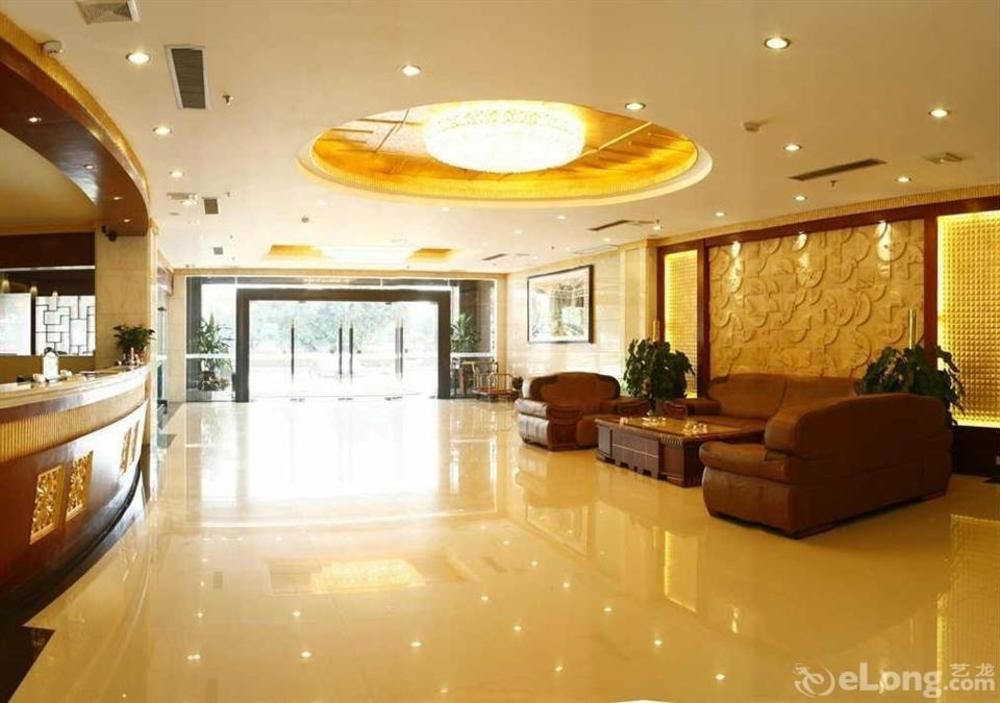 Yue Lai Yue Hotel 2*
