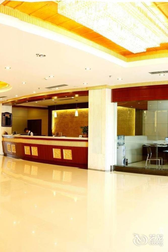 Yue Lai Yue 2* Guangzhou