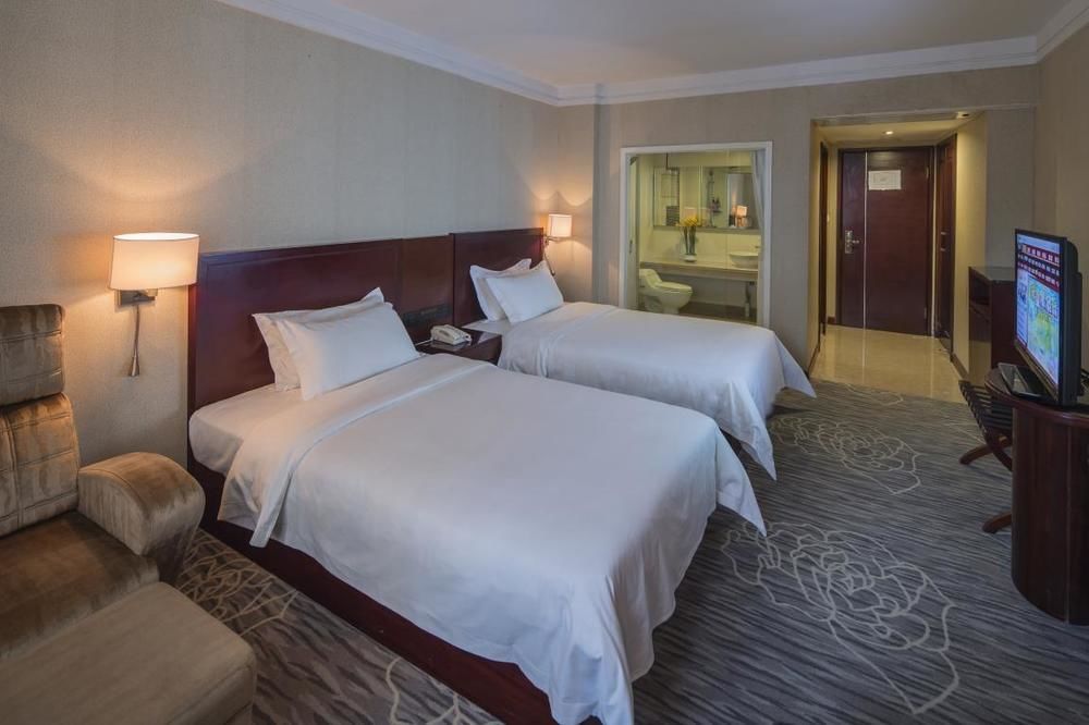 Paco Hotel Gangding Metro Guangzhou-Free Shuttle Bus Fir Canton Fair 4* Guangzhou