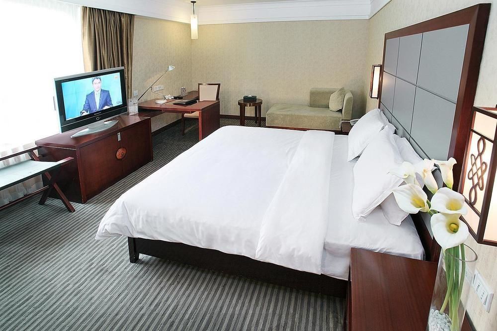 Paco Hotel Gangding Metro Guangzhou-Free Shuttle Bus Fir Canton Fair Hotel Guangzhou