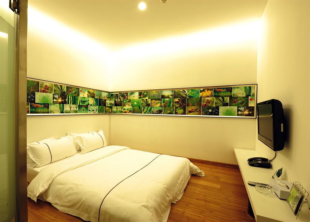 Hotel Spring Time