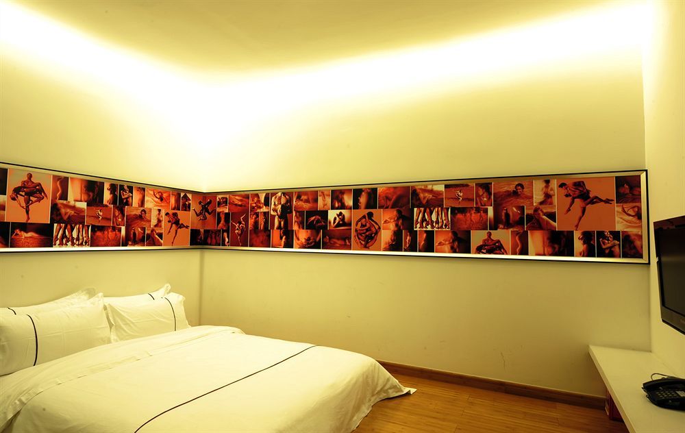 Hotel Spring Time
