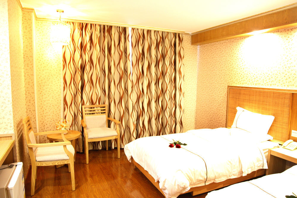 Hotel Xin Yue Xin 3*
