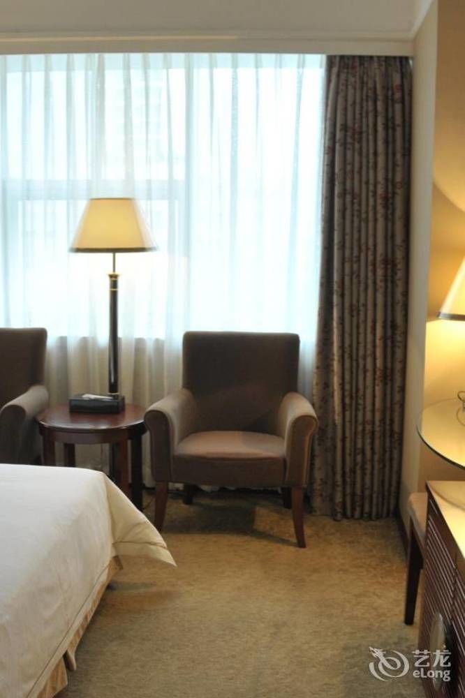Guangdong Xuneng Hotel 3*
