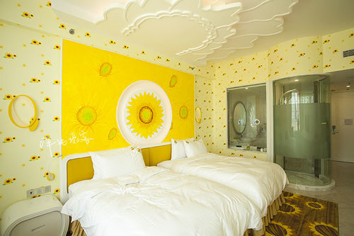 Floloving Hotel