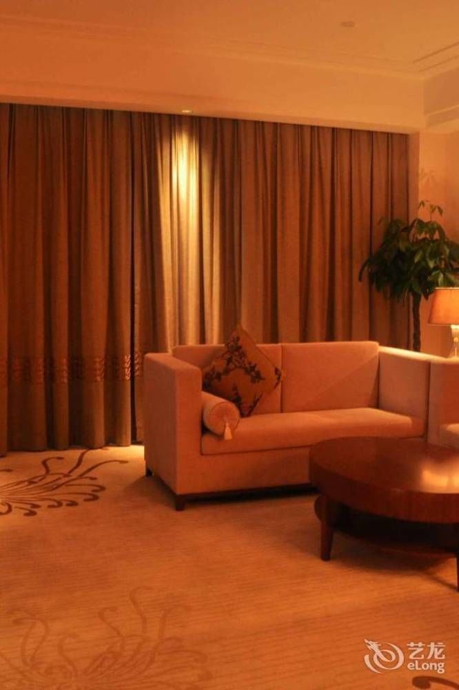 Nansha Aoyuan Hotel 5*