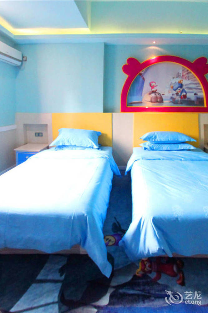 Kingsky Hotel 3*