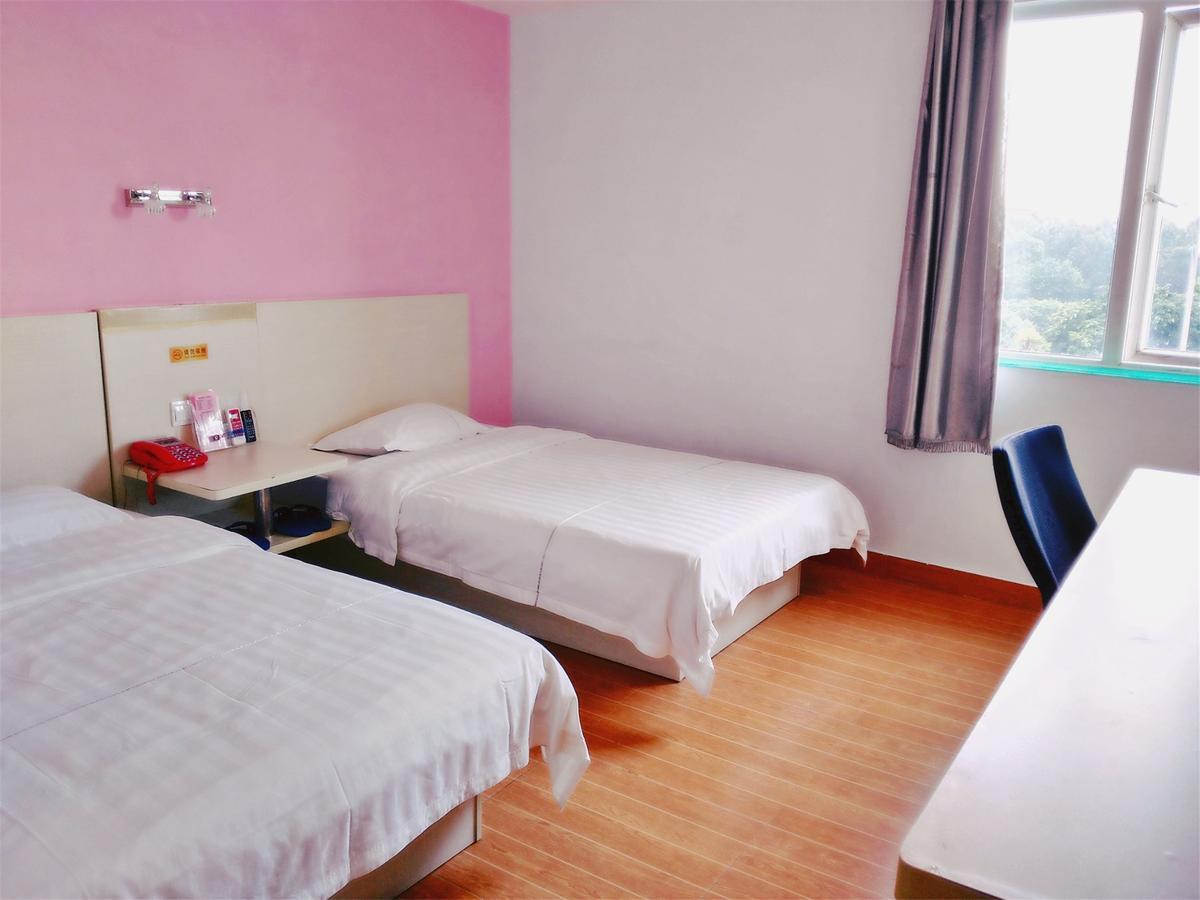 Hotel E Nanzhou Railway Staion