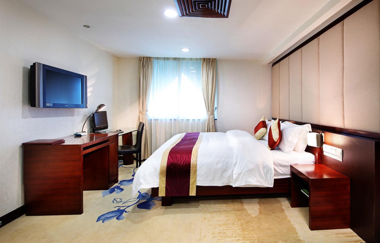 New World 3* Guangzhou