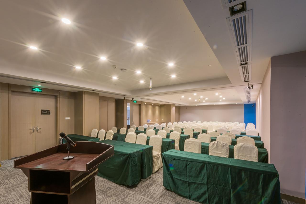 Hotel Guangzhou Baiyun Airport Rejoice By Argyle Hotel Rehe Metro Exit B --Free Shuttle Bus Is Provided During The 137Th Canton Fair