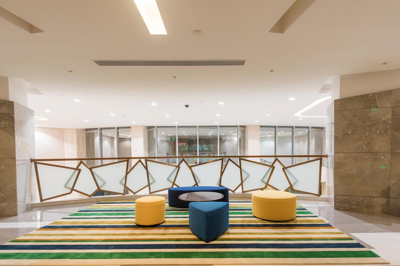 Guangzhou Baiyun Airport Rejoice By Argyle Hotel Rehe Metro Exit B --Free Shuttle Bus Is Provided During The 137Th Canton Fair 5*