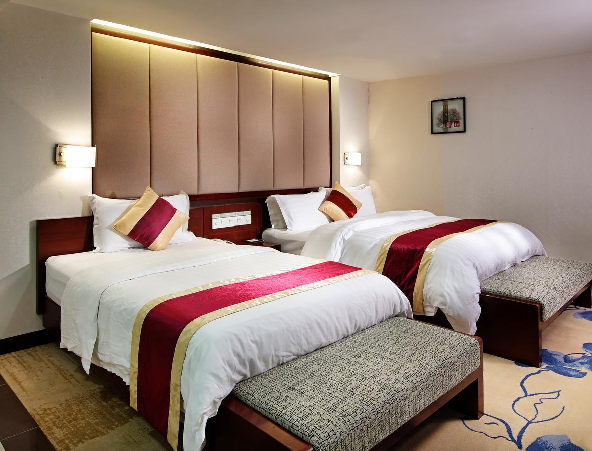 Hotel New World