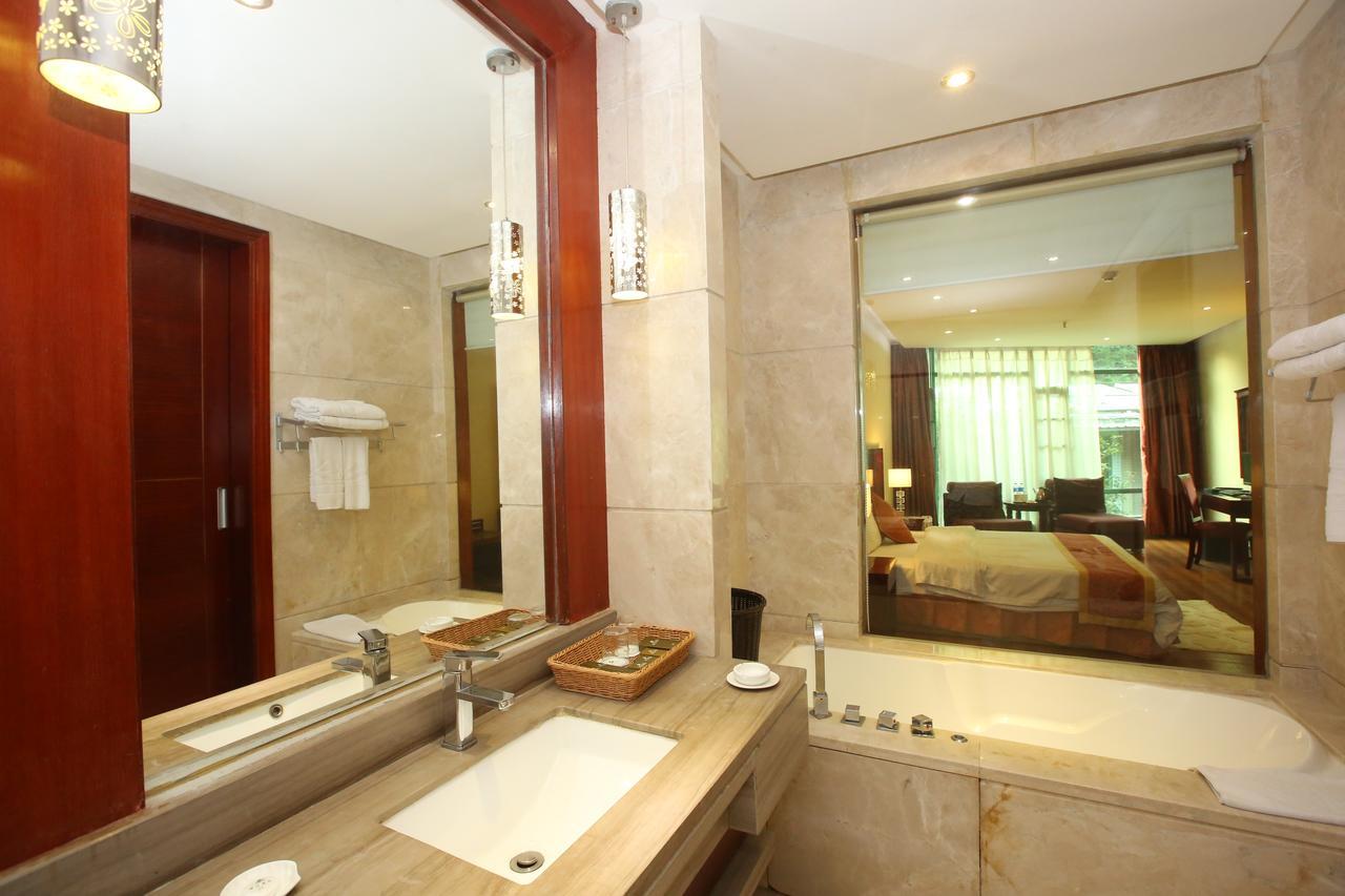 Hotel Grand 3*