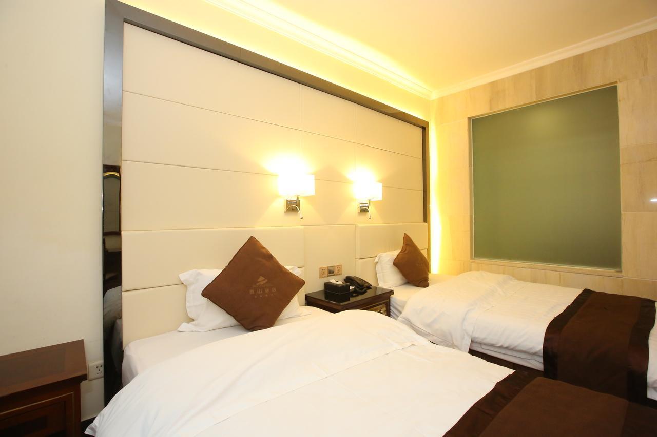 Hotel Grand 3*