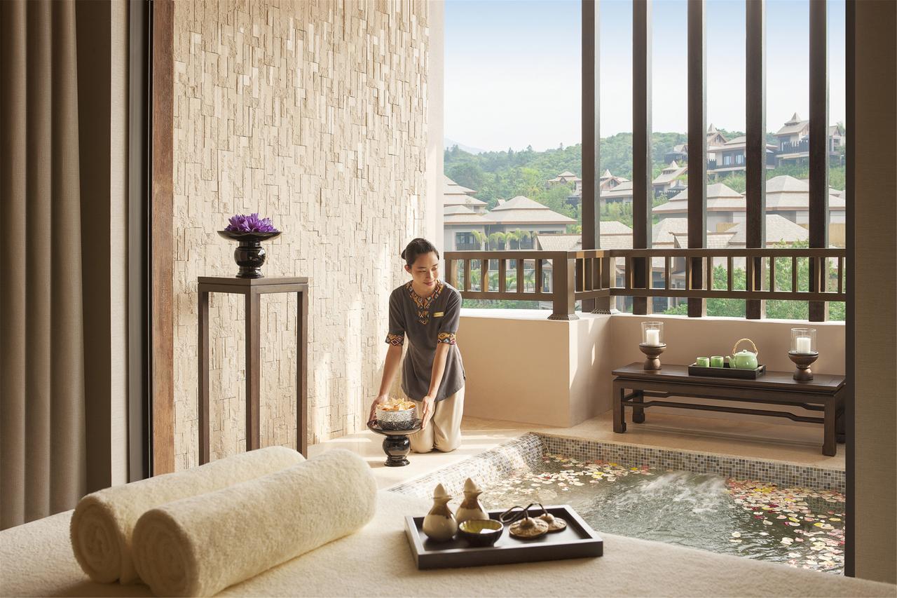 Dusit Devarana Hot Springs &