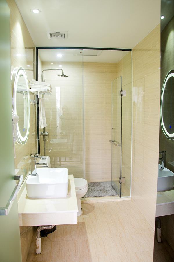 Huaming International Conference Center Hotel