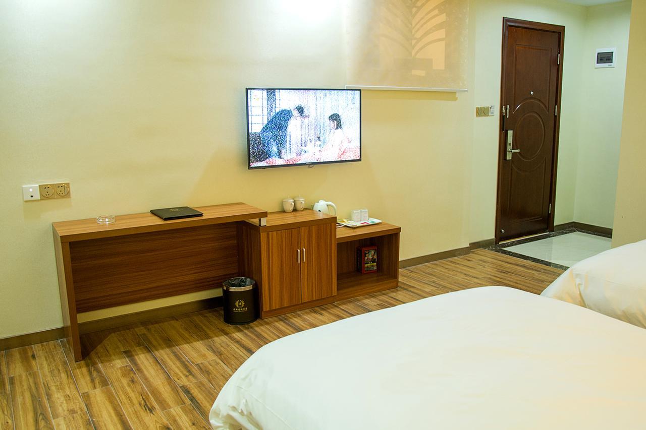 Huaming International Conference Center Hotel