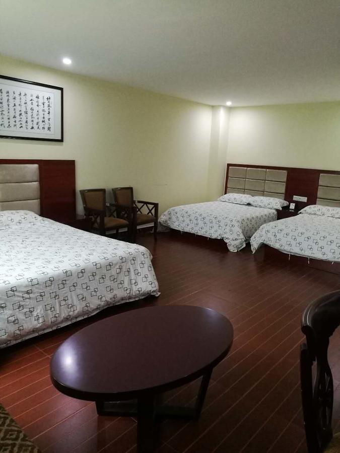 Five Elements Business Hotel 2*