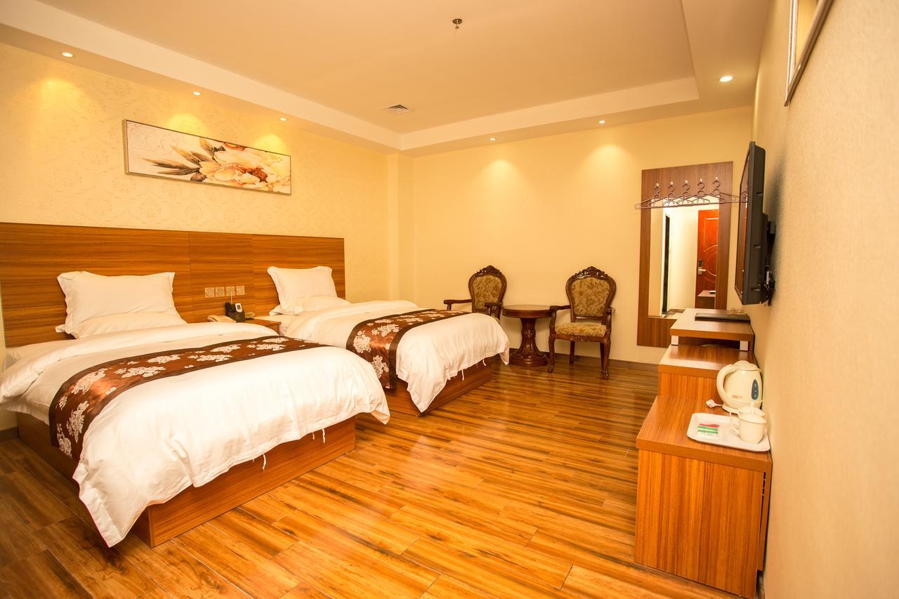 Huaming International Conference Center 3* Guangzhou
