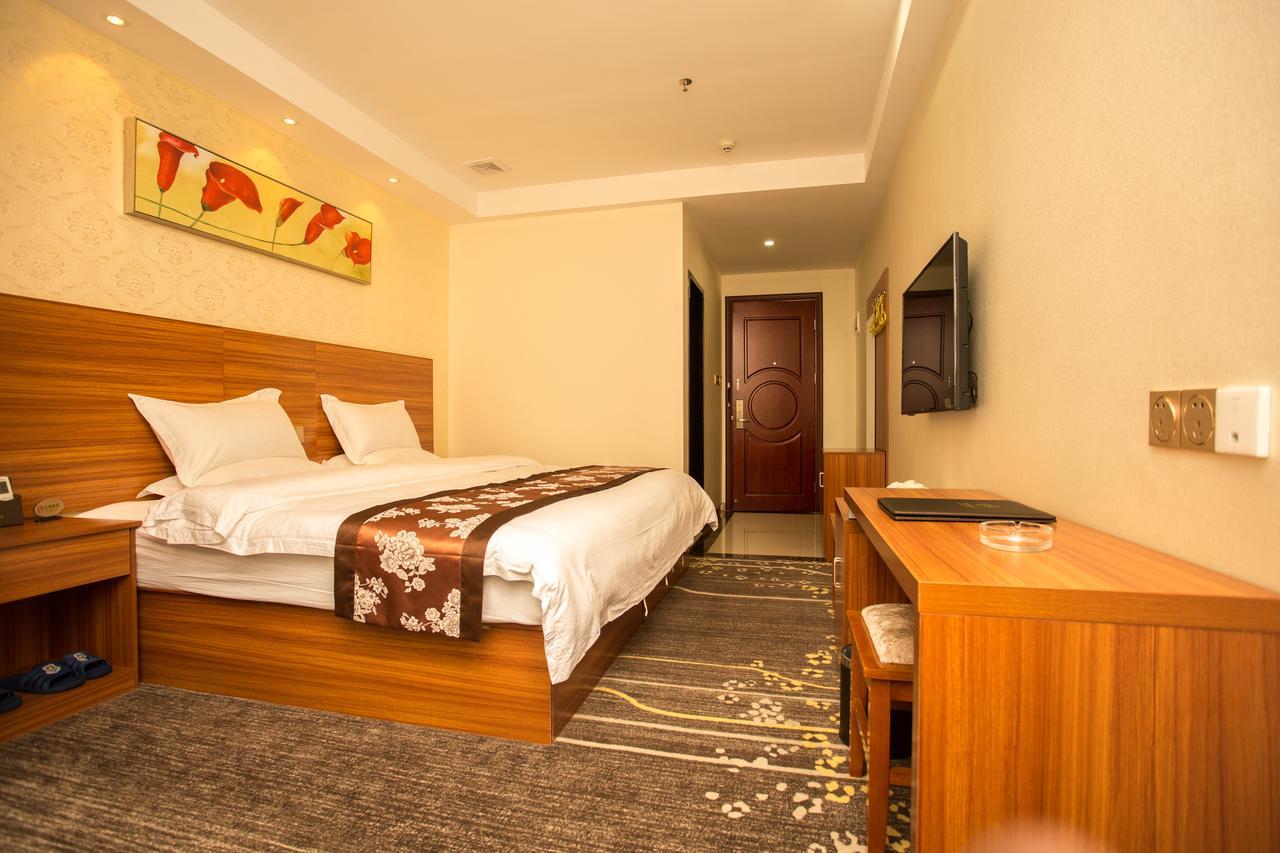Hotel Huaming International Conference Center 3*