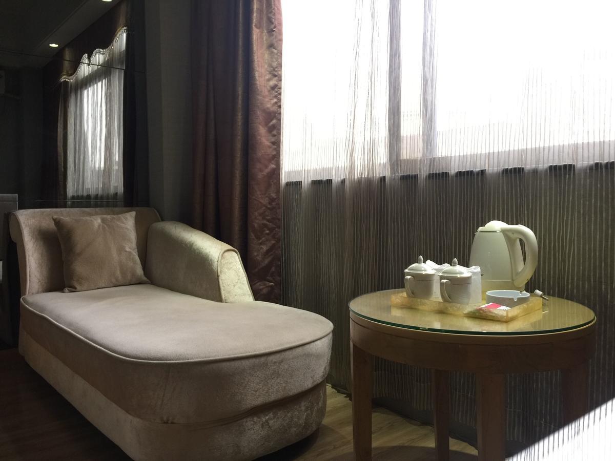 Yile Hotel