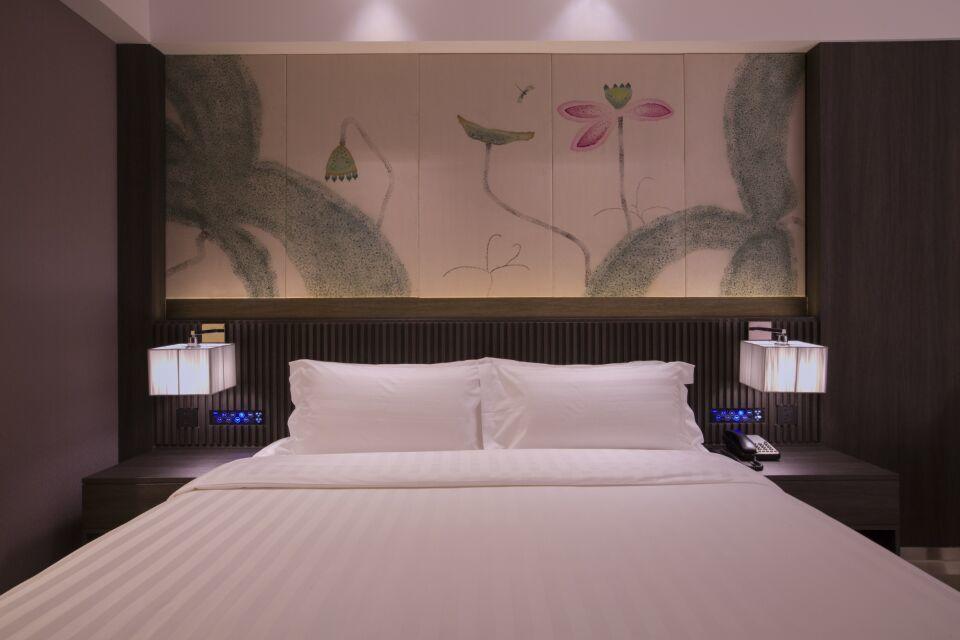 Hotel Crystal Orange 4*