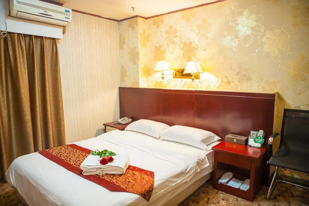 Hotel Fuhao 4*