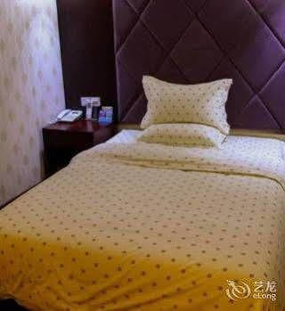 Hotel Yu Jia 2*